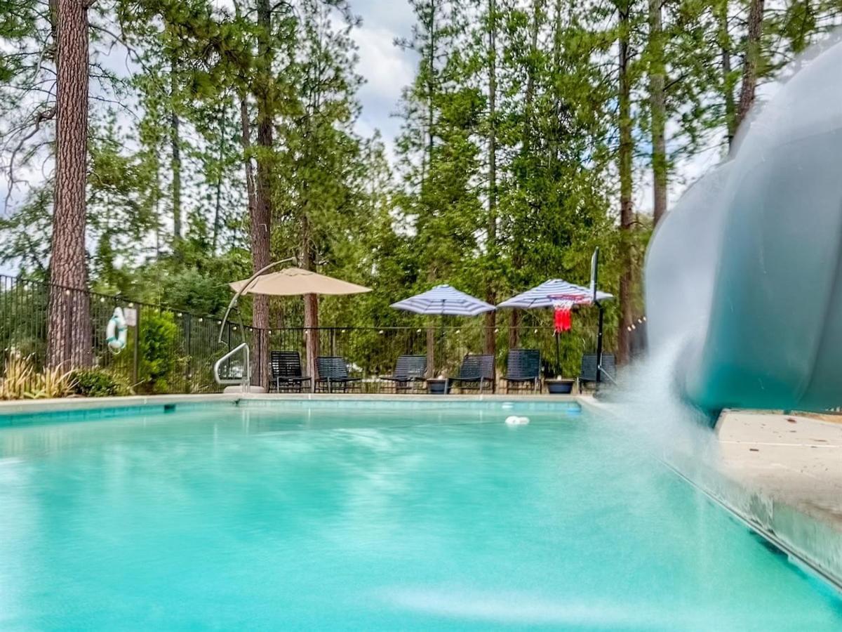 Pool-Gameroom-Hometheater-Bar-Playstructure-Firepit Oakhurst Dış mekan fotoğraf
