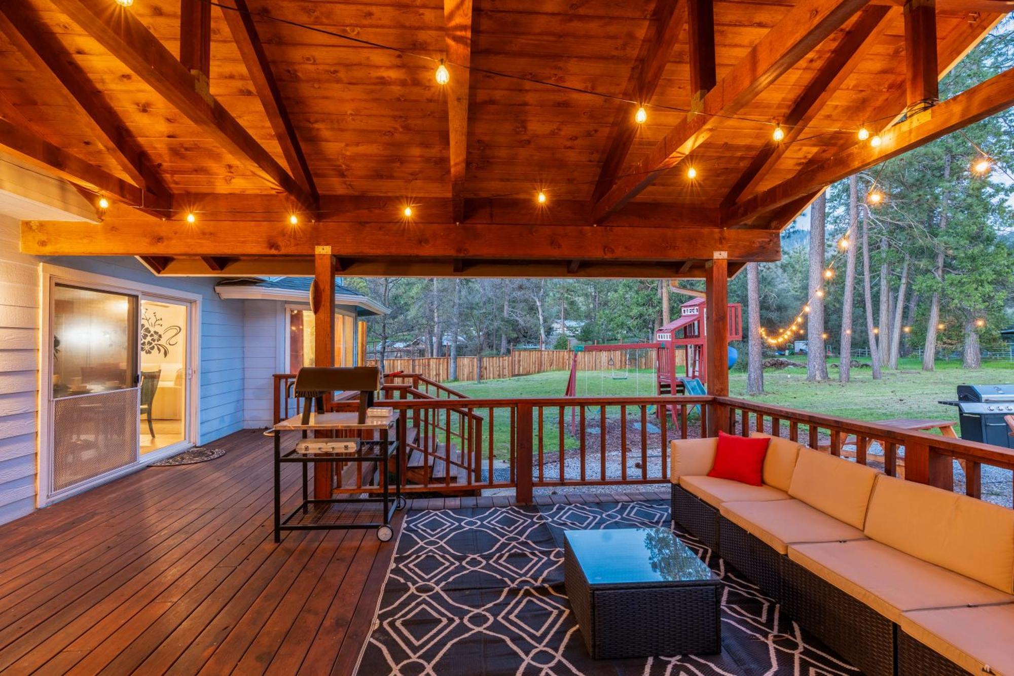 Pool-Gameroom-Hometheater-Bar-Playstructure-Firepit Oakhurst Dış mekan fotoğraf